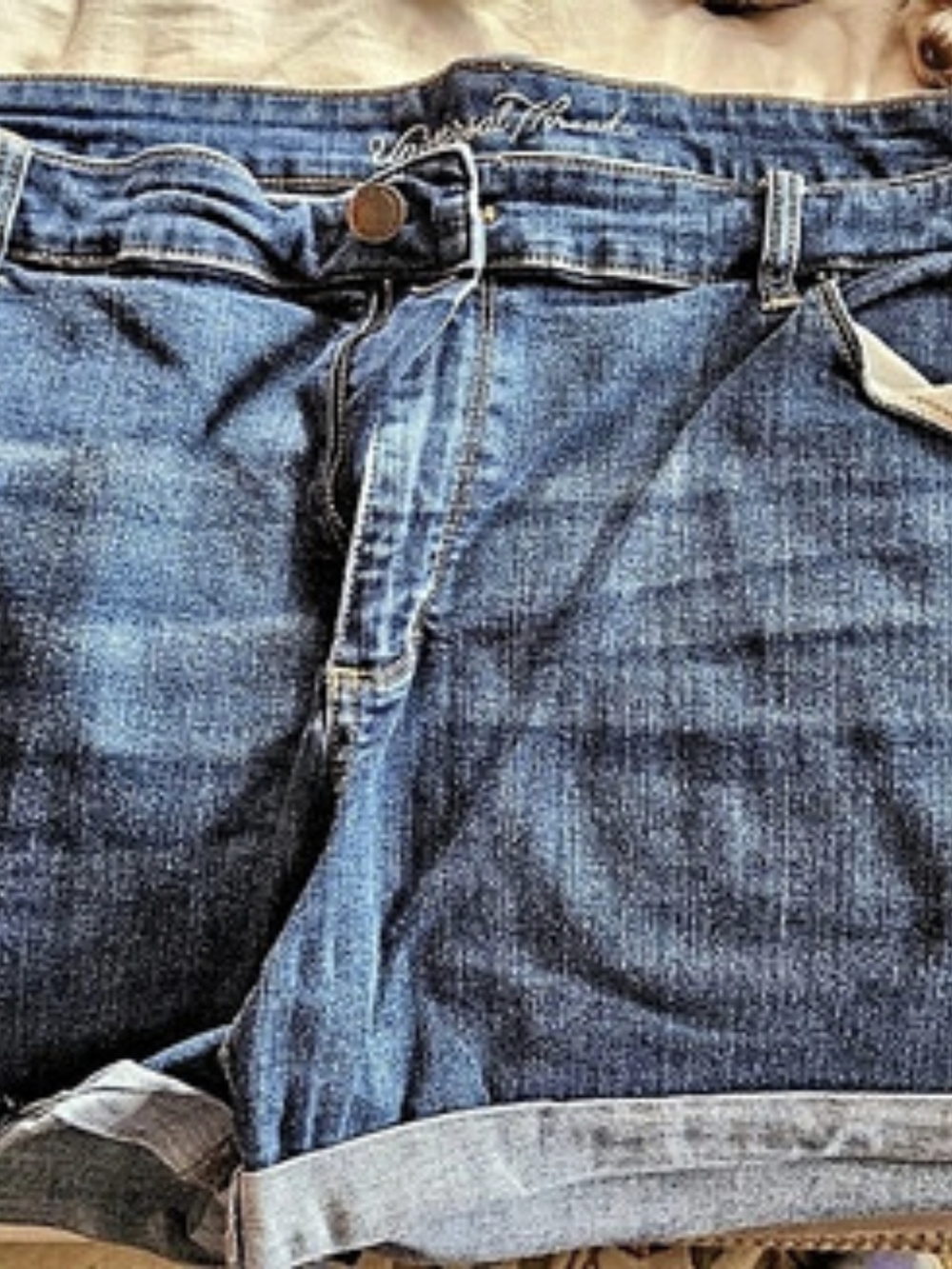 Universal Thread Women's Denim Jean Shorts Waist 22W